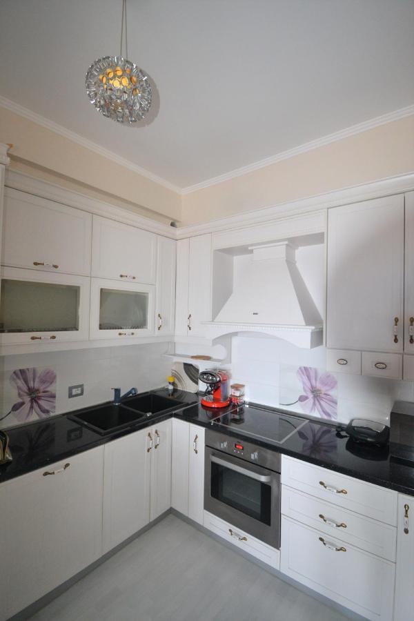 Luxury Penthouse B&E Apartment ซารานเดอ ภายนอก รูปภาพ