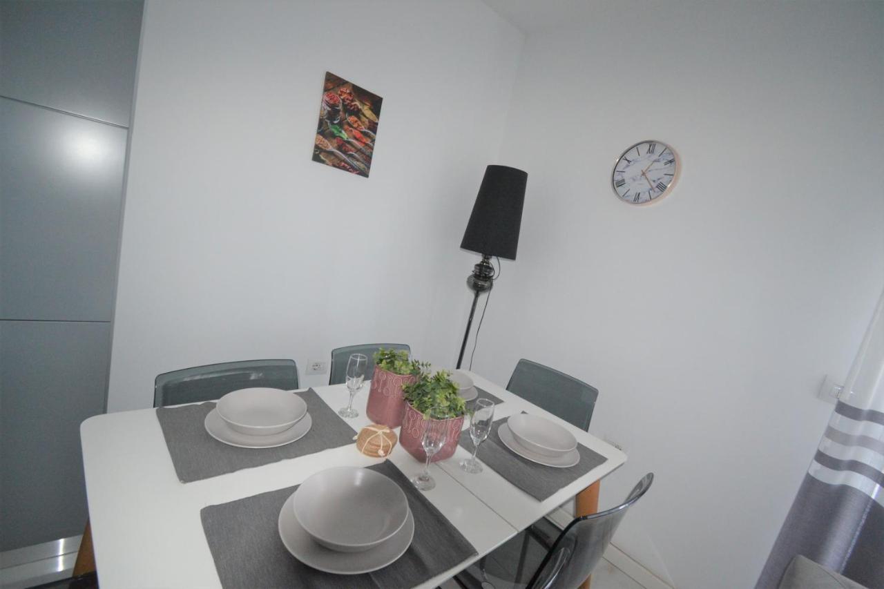 Luxury Penthouse B&E Apartment ซารานเดอ ภายนอก รูปภาพ