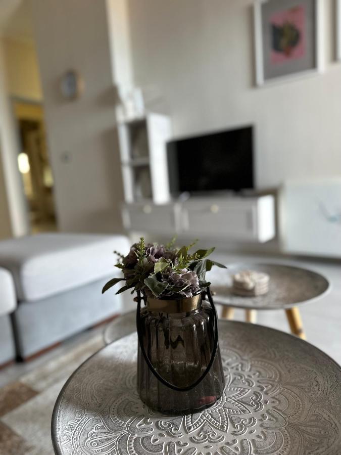 Luxury Penthouse B&E Apartment ซารานเดอ ภายนอก รูปภาพ