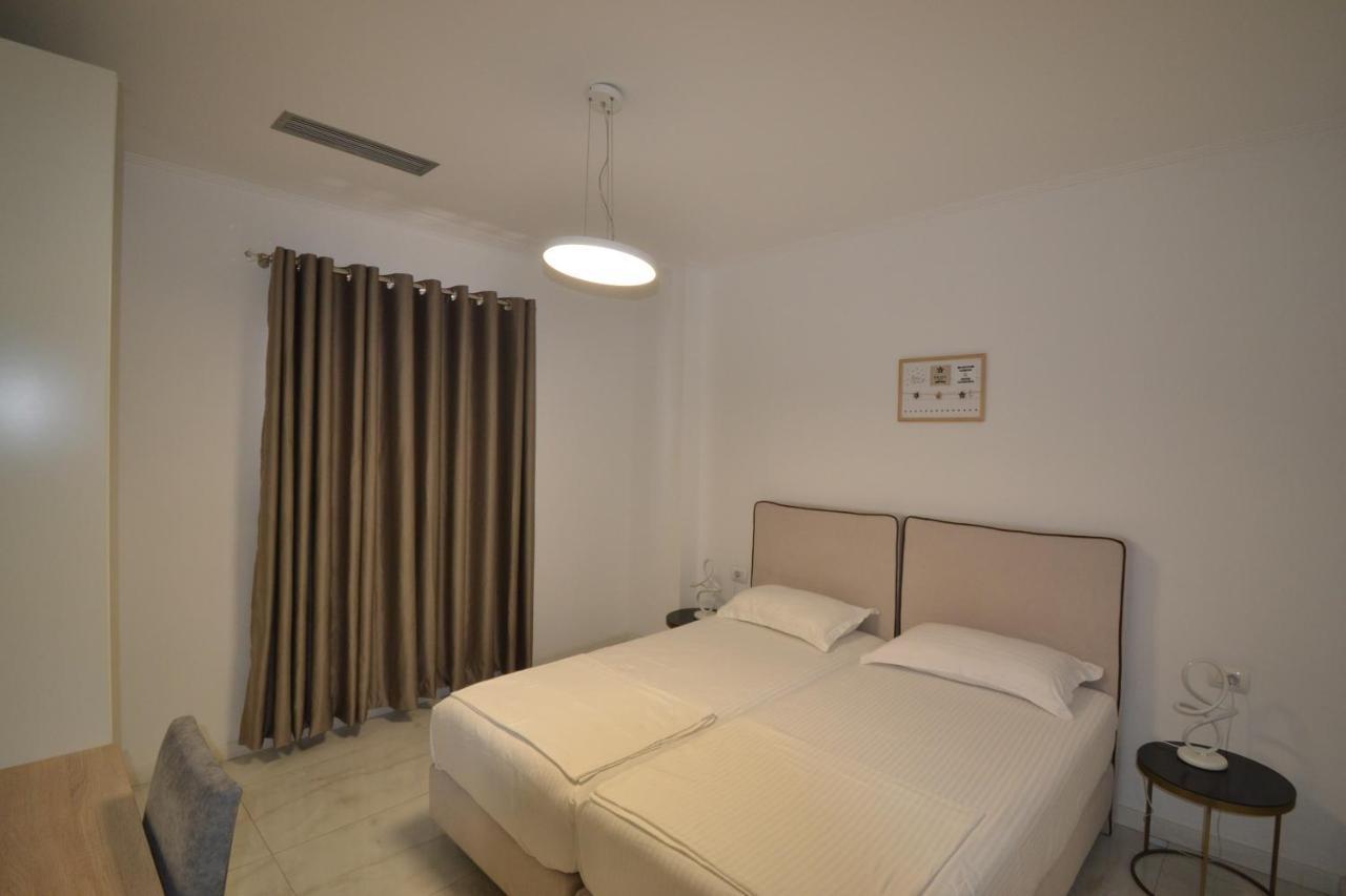 Luxury Penthouse B&E Apartment ซารานเดอ ภายนอก รูปภาพ