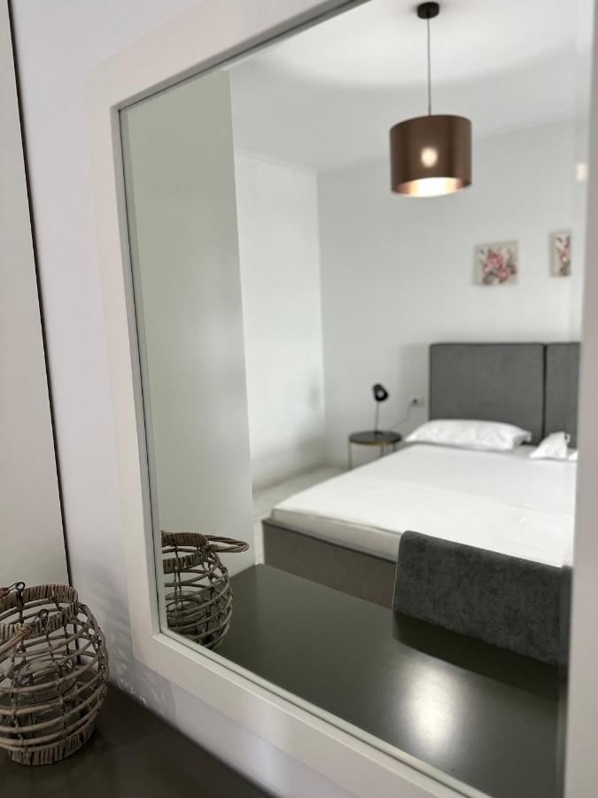 Luxury Penthouse B&E Apartment ซารานเดอ ภายนอก รูปภาพ