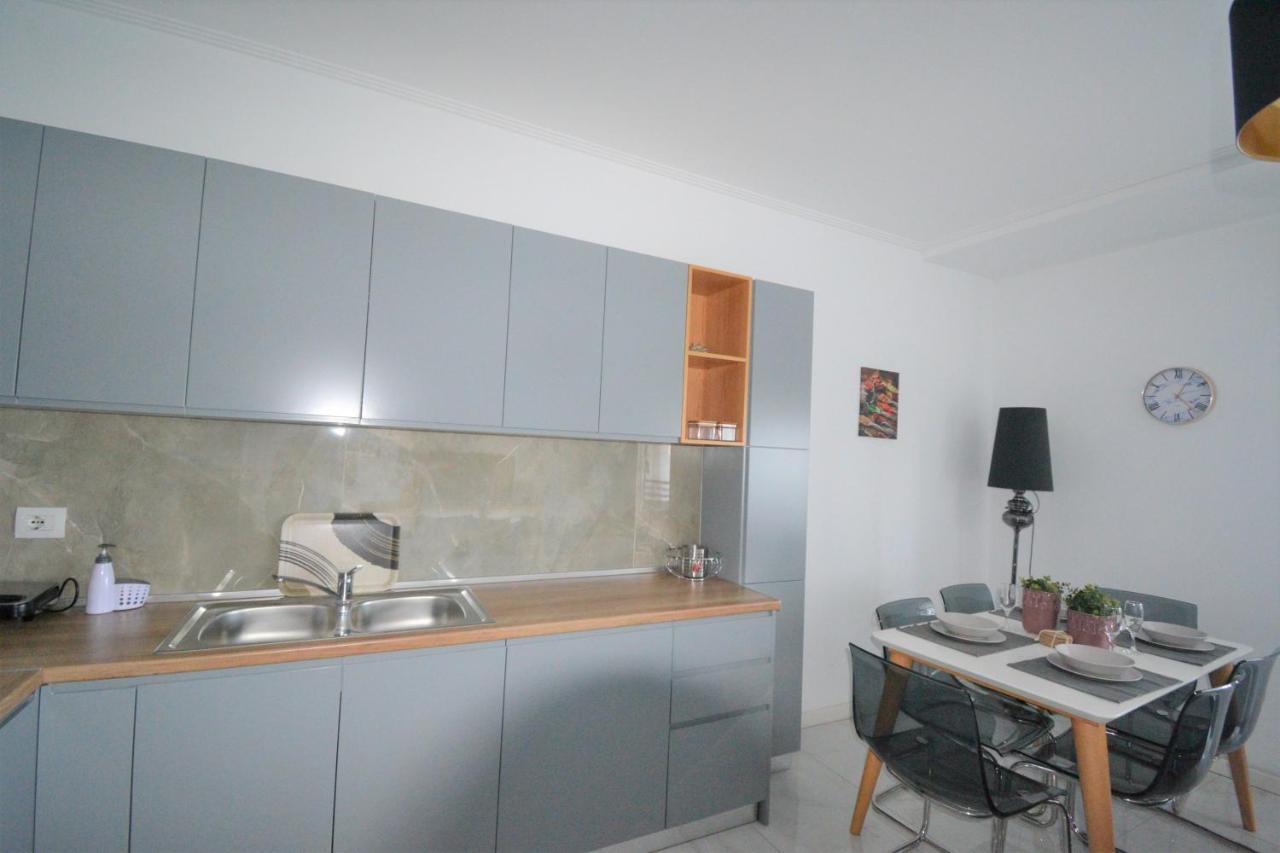 Luxury Penthouse B&E Apartment ซารานเดอ ภายนอก รูปภาพ